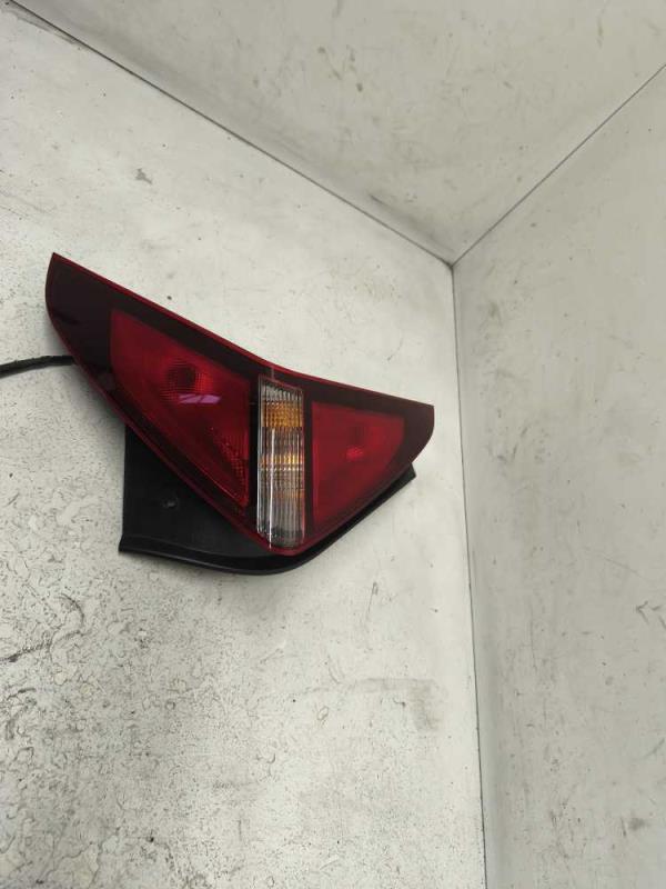 FEU ARRIERE GAUCHE HYUNDAI - Vue 1